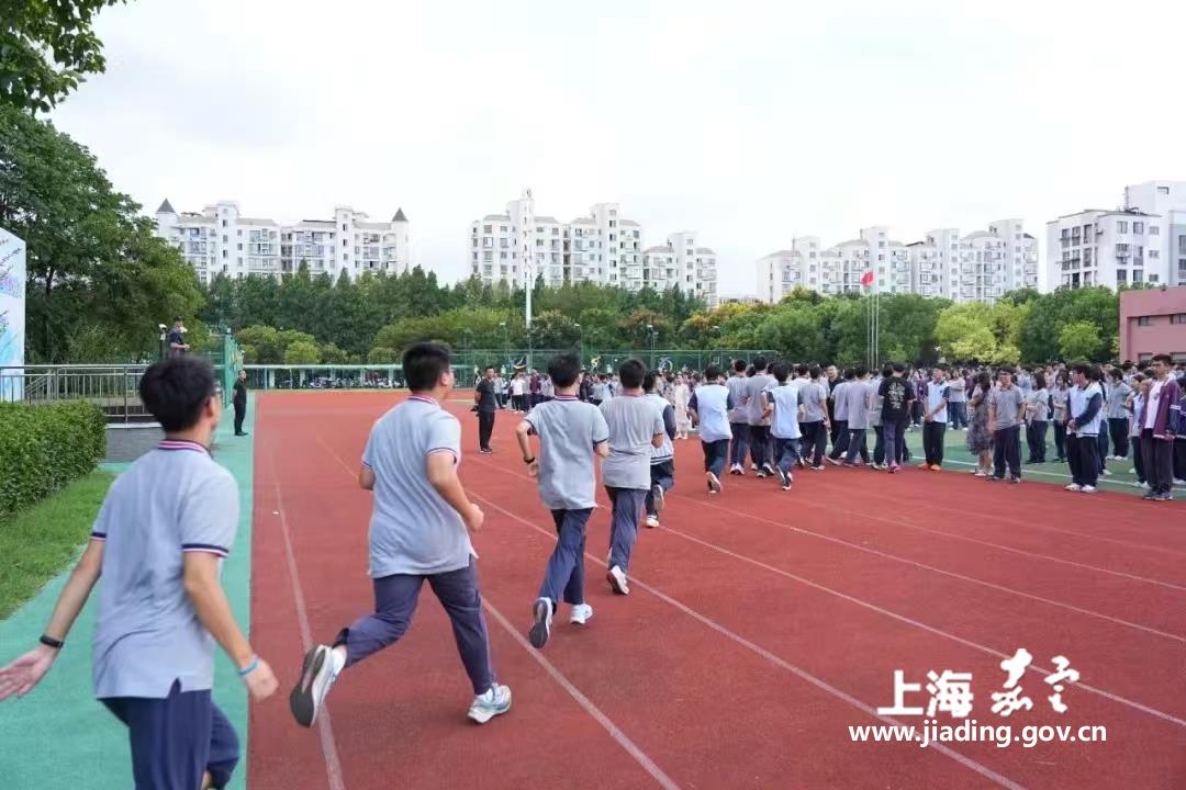 5cf56a32b11b4d5f8a53446562fa2acf.jpg