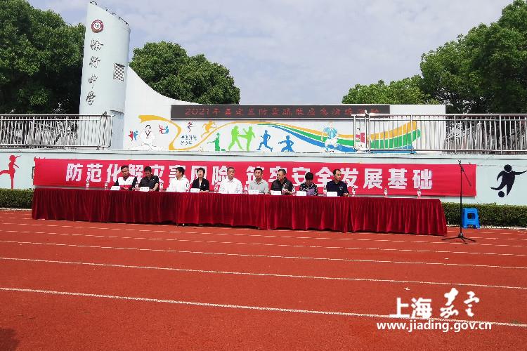 d5fdcd986a984f22b133f69c0db7f3c6.jpg